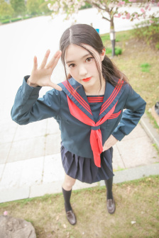 女邻居